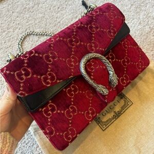 Gucci Dionysus GG red velvet bag